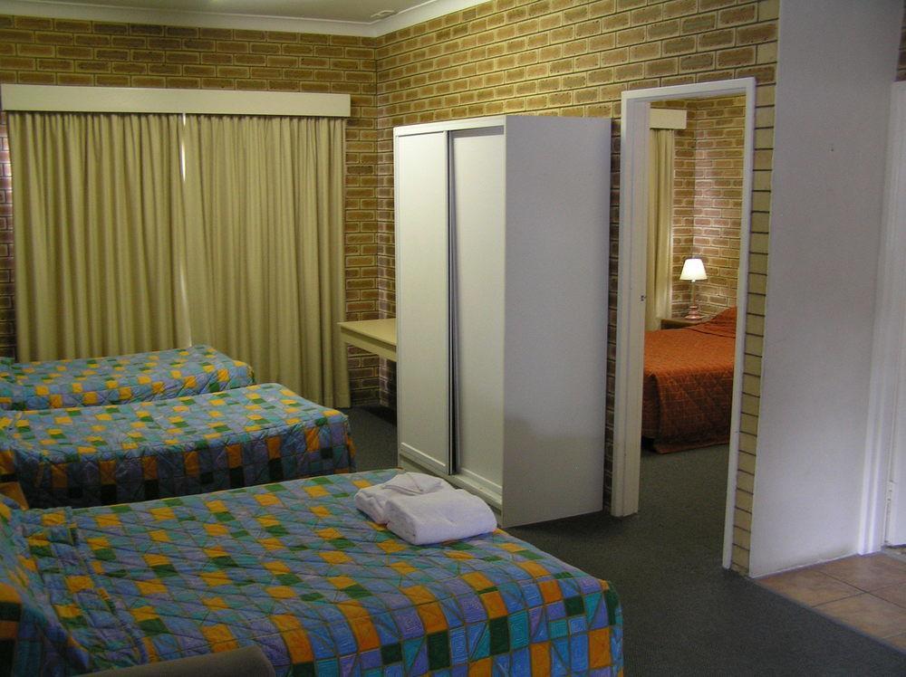 Blue Violet Motor Inn Toowoomba Exterior foto